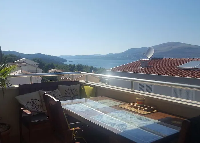 Tamara Lägenhet Trogir
