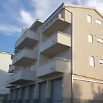 Apartament Tamara *